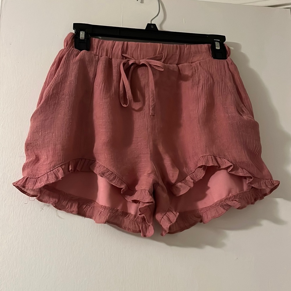 Light pink boutique shorts
